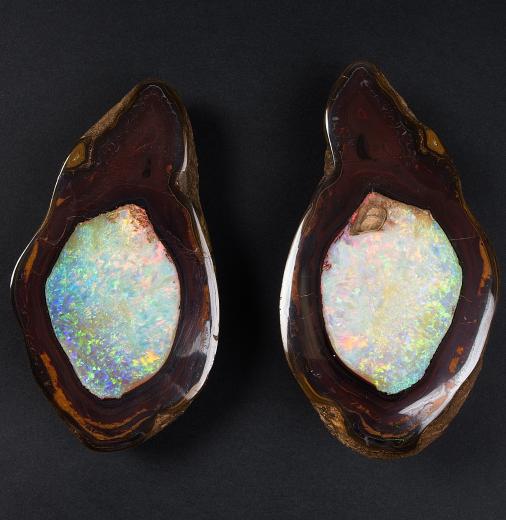 Exceptional for its rarity, beauty, quality, size and aesthetic properties, the Yowah Moon is believed to date back as far as the Cretaceous period 145 million years ago. It is regarded as one of the largest known well-formed ‘Yowah Nut’ concretions in existence, and has a rare and more complete ‘avocado’ shape than many other specimens found. 
